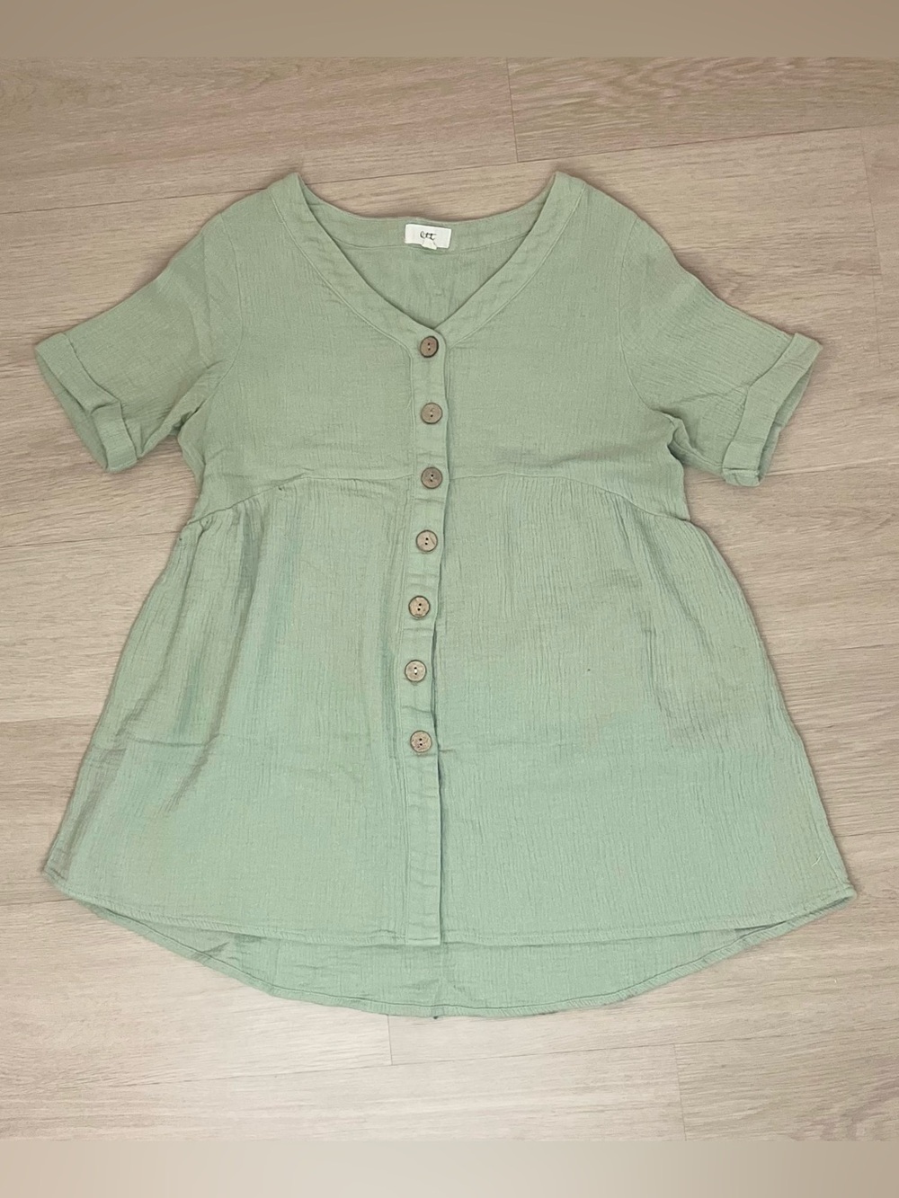 Ott Sage Green Button-Front Peplum Tunic 100% Cotton.